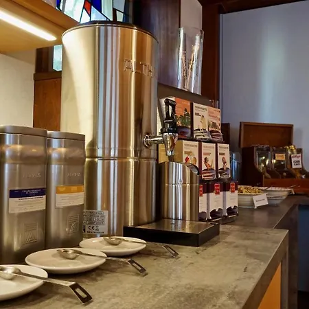 מלון Gaestehaus Roessle ויינשטאדט