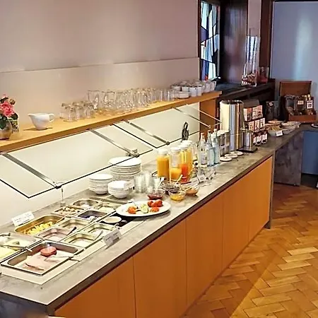 Gaestehaus Roessle Hotel Weinstadt